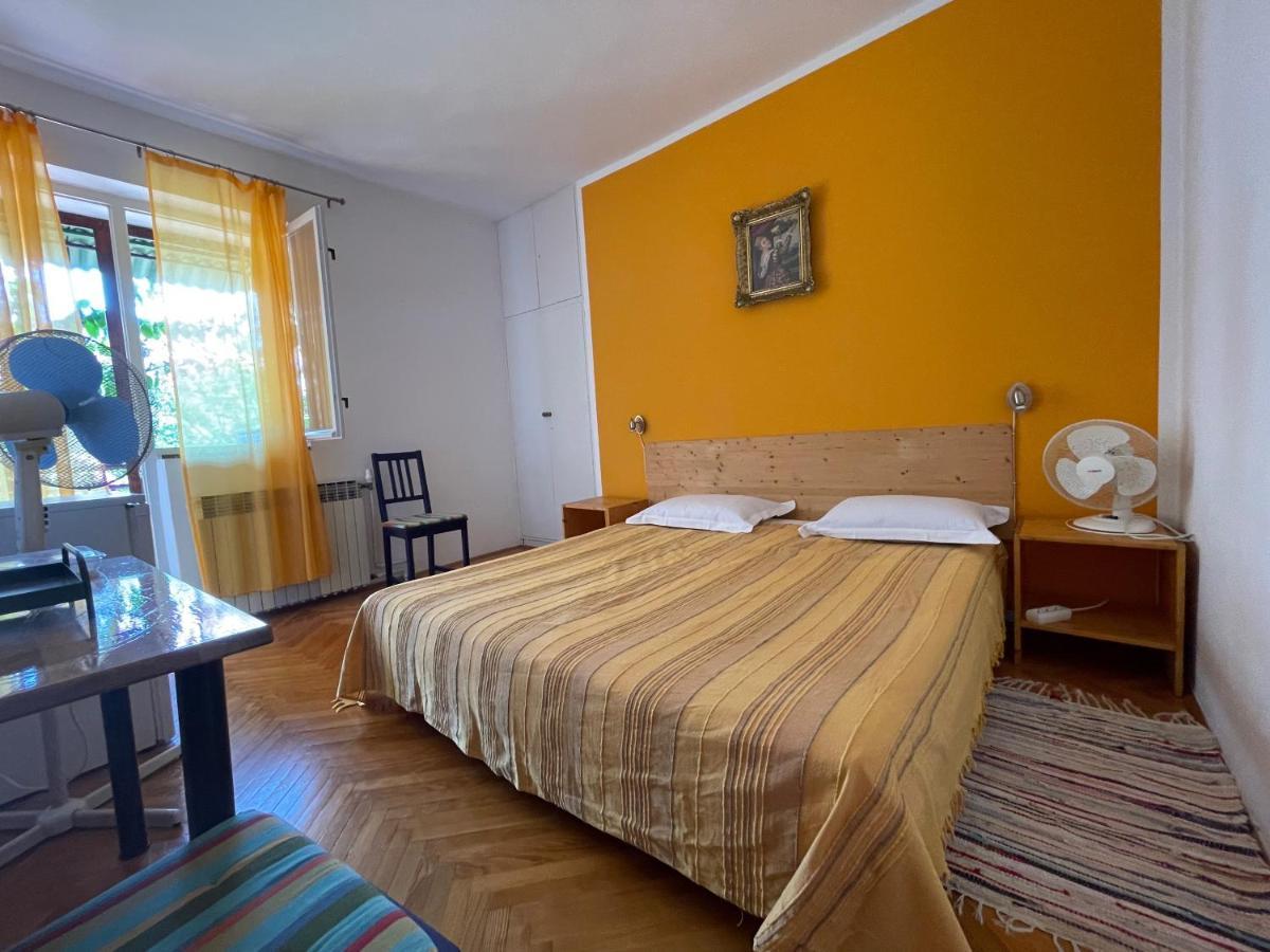 Hvar Guesthouse - Double Bedroom With Private Bathroom Jelsa  Exterior photo